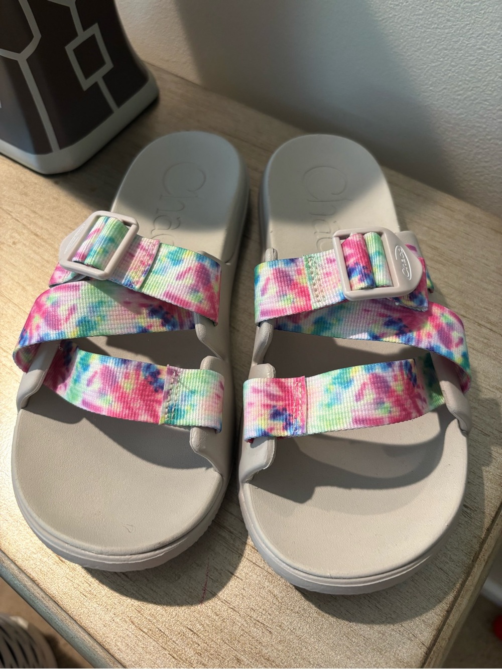 Chaco Women’s Tie-Dye Strap Sandals - Flip flops size 9! EUC!